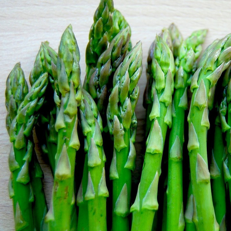 Măng tây giàu vitamin và axit nucleic, có tác dụng phòng chống ung thư da, ung thư bàng quang và ung thư hạch.