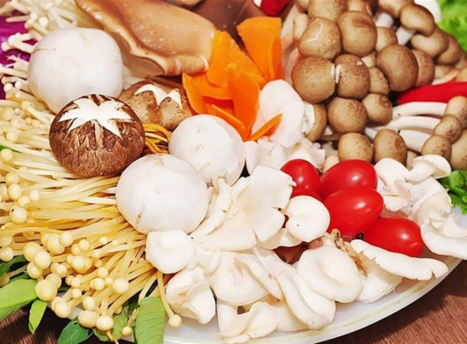 Nấm chứa polysaccharide, giúp ức chế hoạt động của các chất gây ung thư và tăng cường hệ miễn dịch.